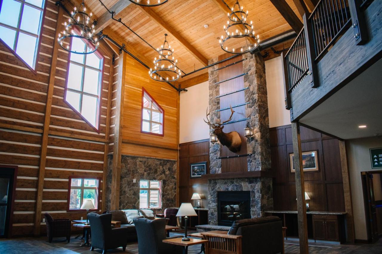 | The Lodge at Mauston