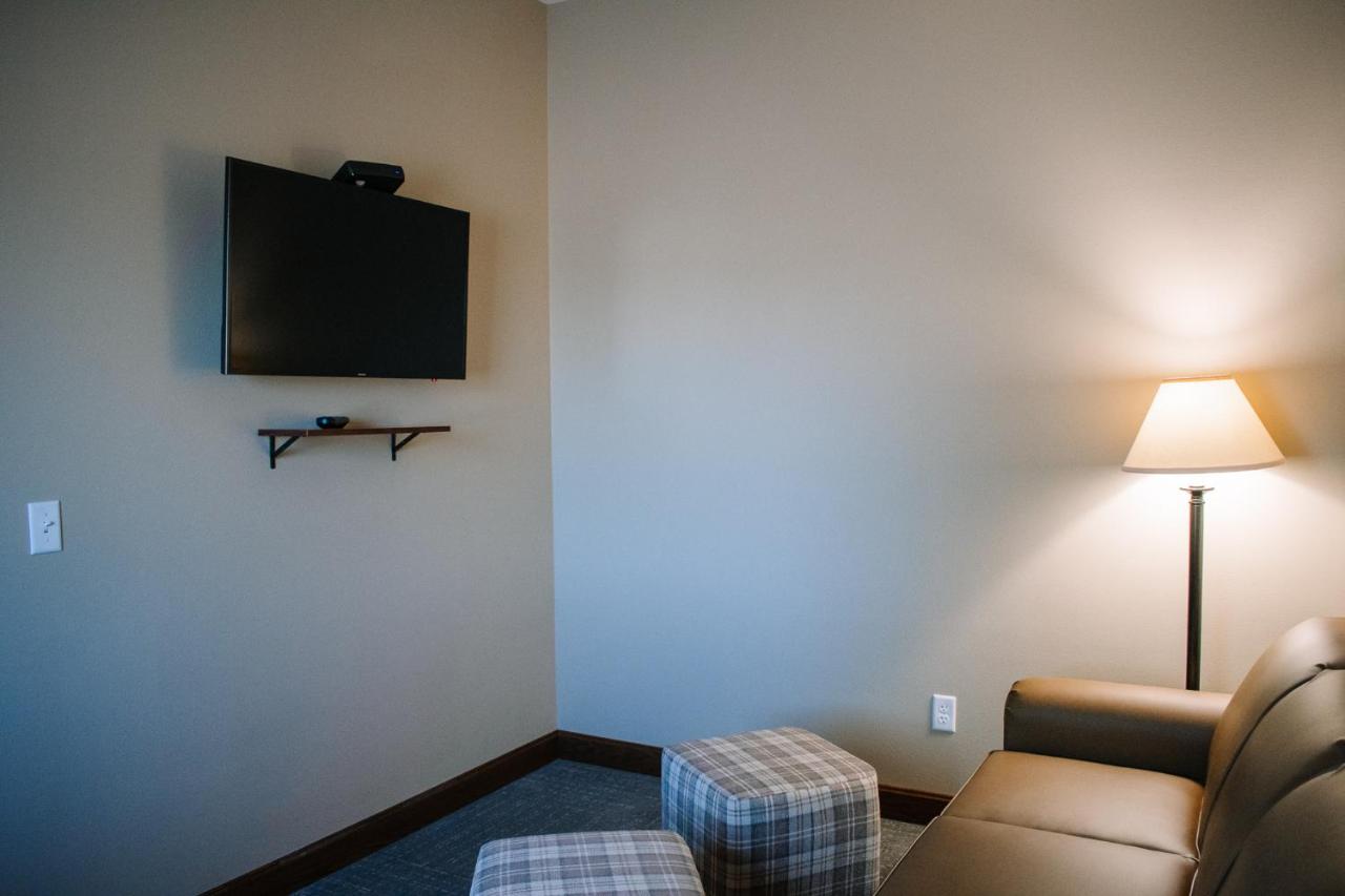 | The Lodge at Mauston