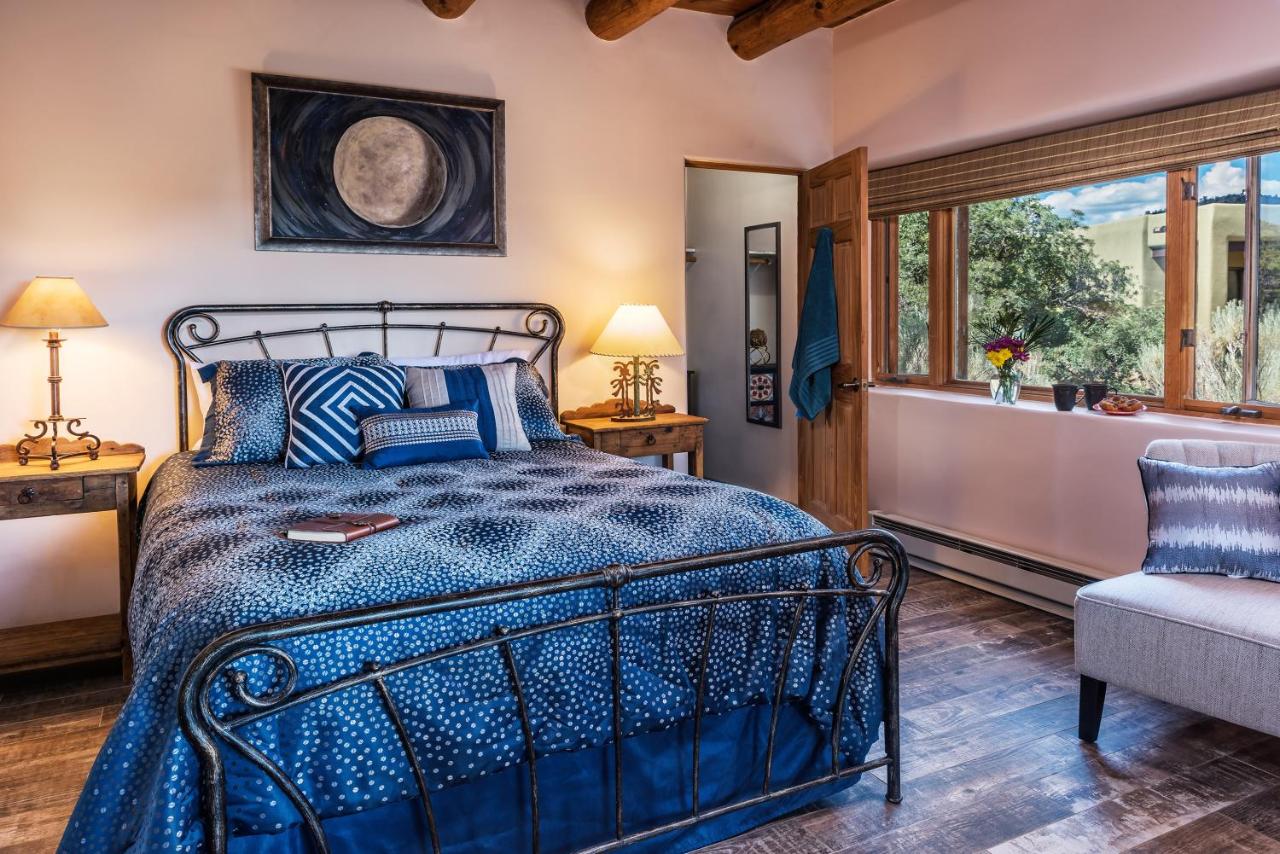 | Bobcat Inn