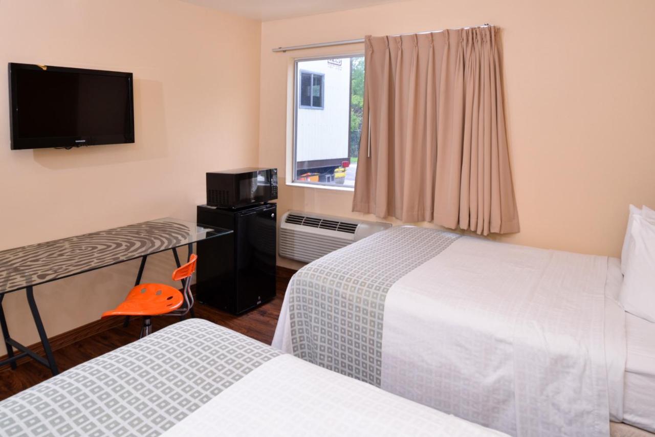 Double Room at Valued Stay Madison
