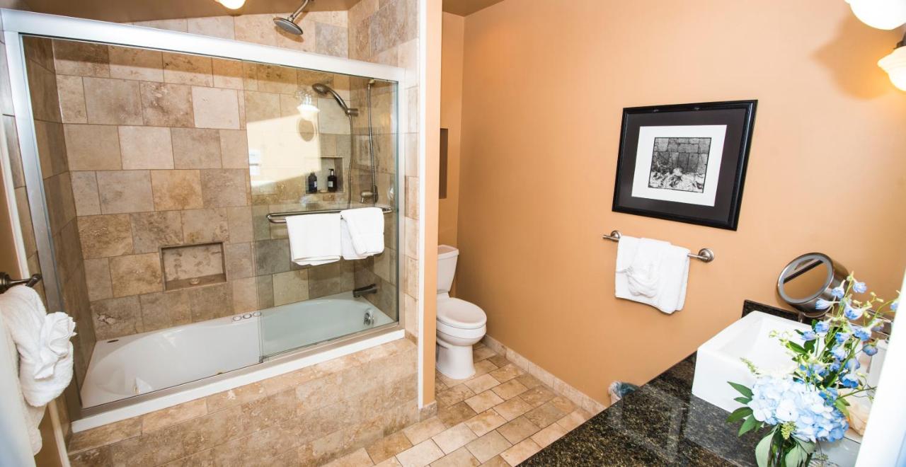 | Fairview Inn