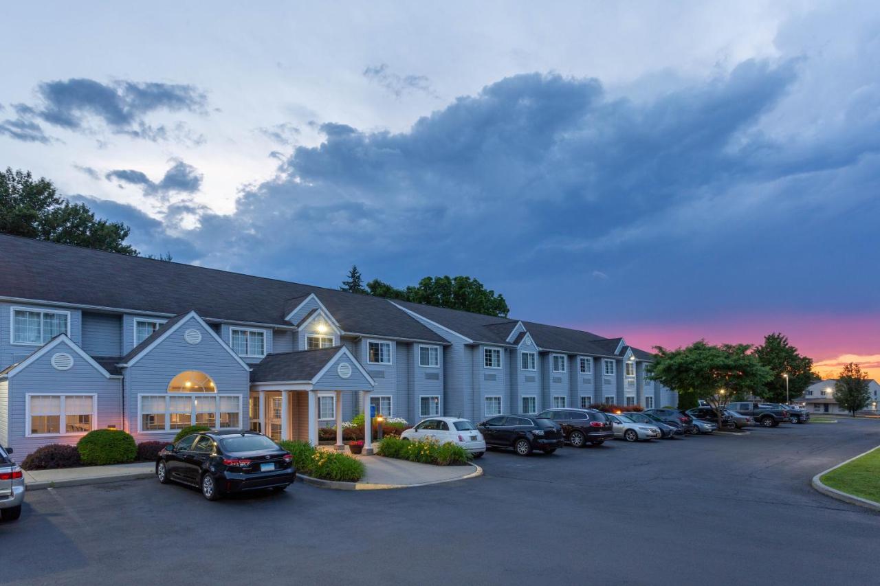 | Microtel Inn & Suites by Wyndham Bethel/Danbury
