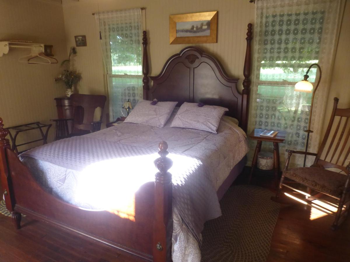 | Mulberry Lavender Farm and B&B