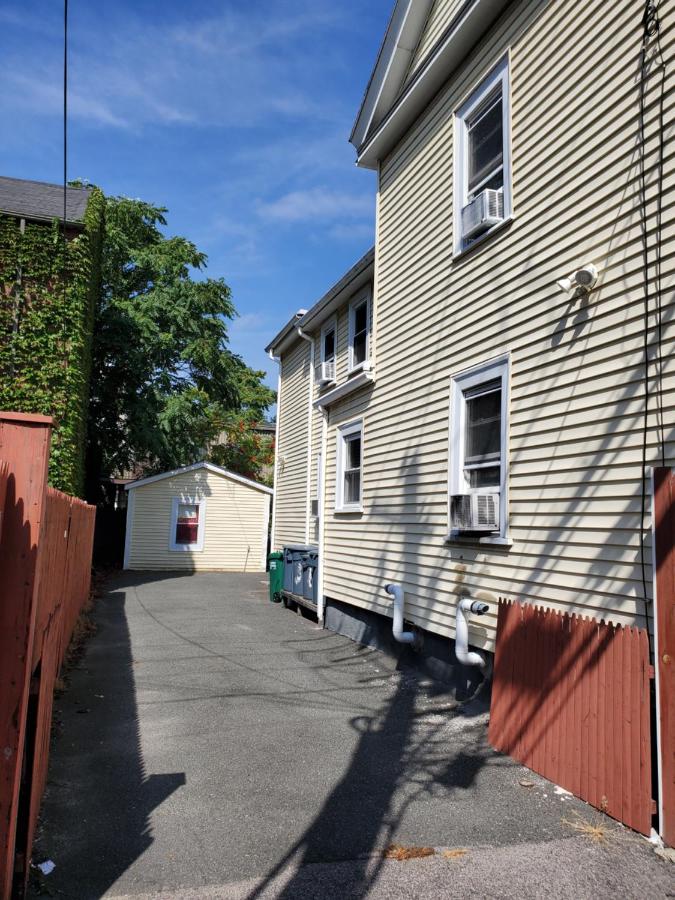  | The Windsor Inn