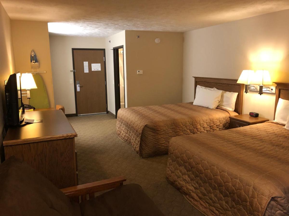 | Shenandoah Inn & Suites