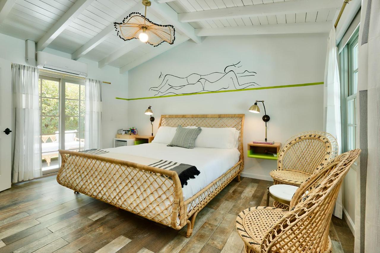 King Room at Dive Palm Springs Hotel - 21 & Over
