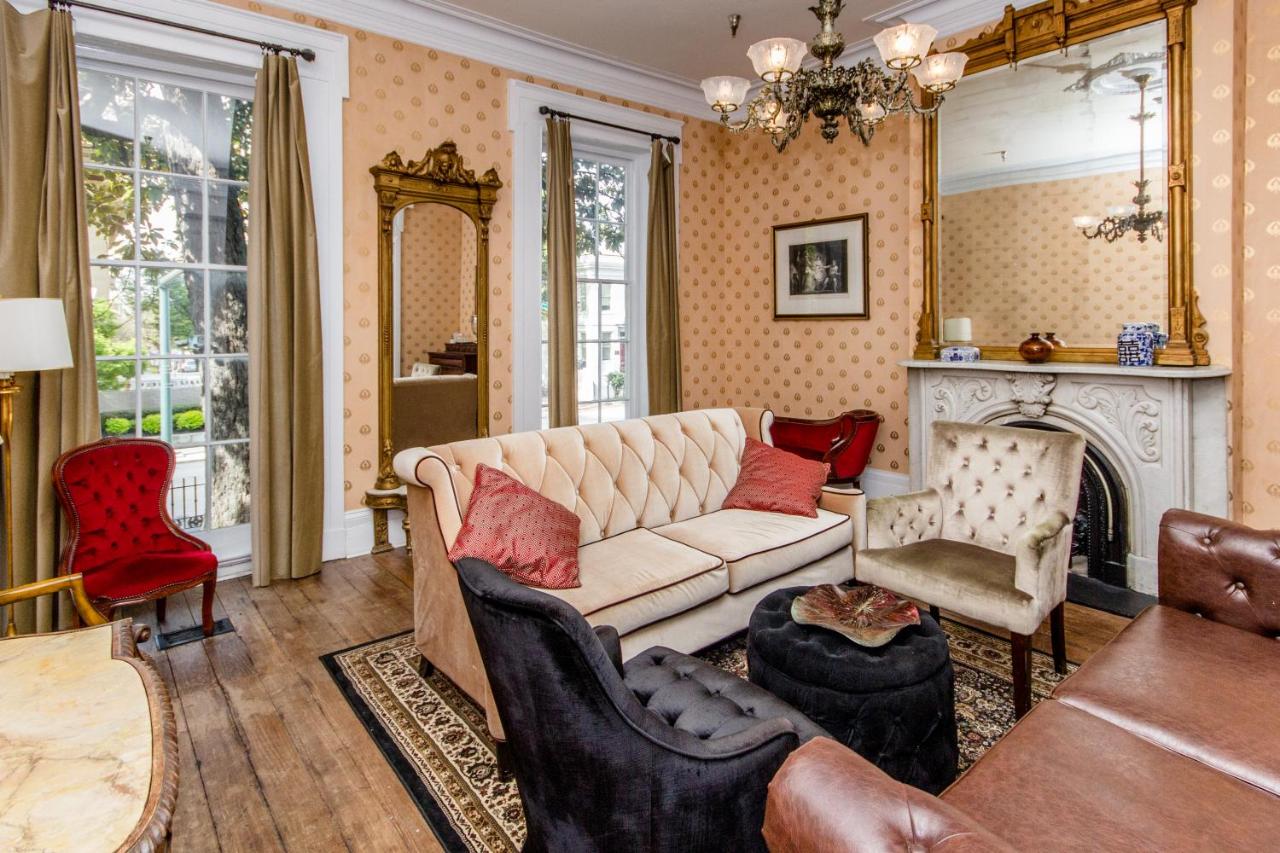| Linden Row Inn