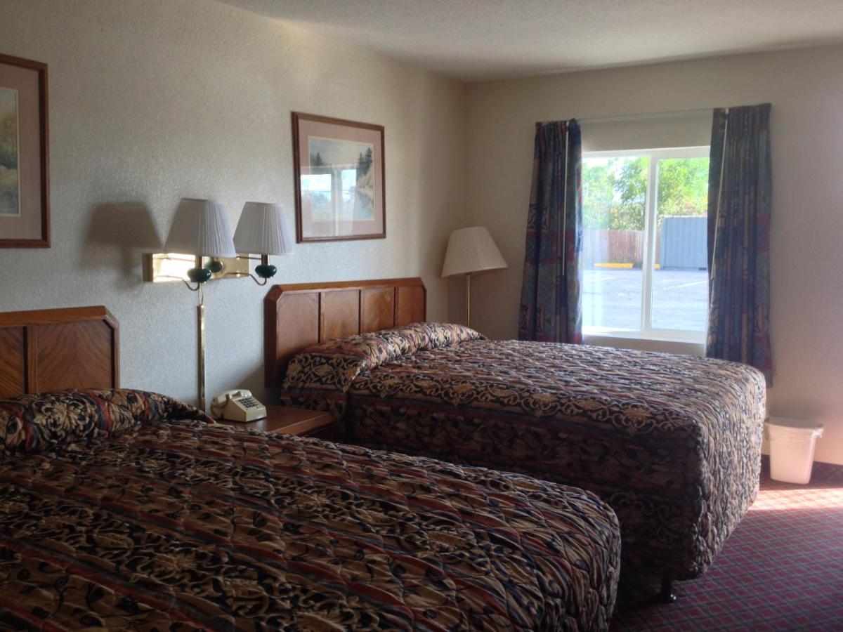 Standard Double Room at Battlefield Inn Springfield