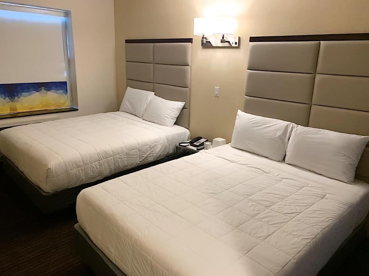  | 7 Days Hotel