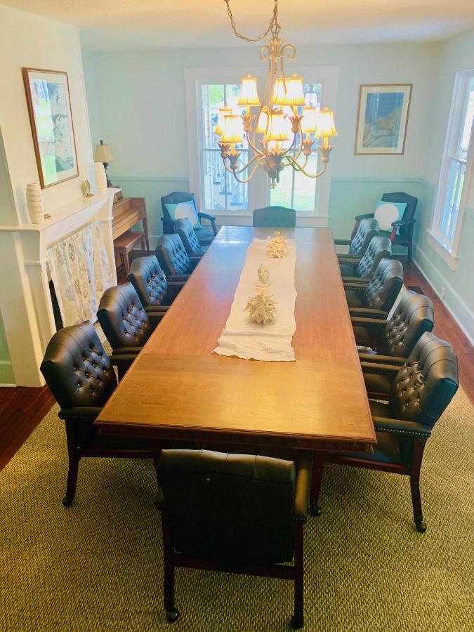 | Lake Minneola Inn