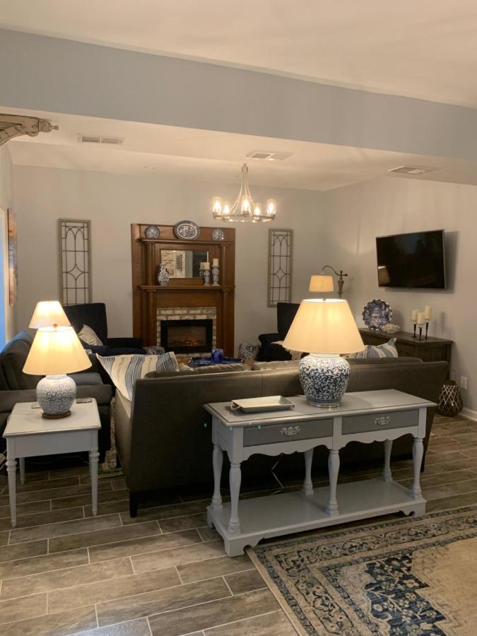 | Caroline's Bed and Breakfast