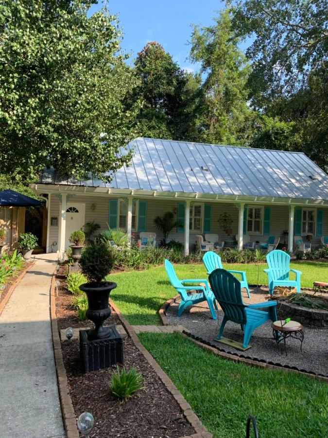 | Caroline's Bed and Breakfast