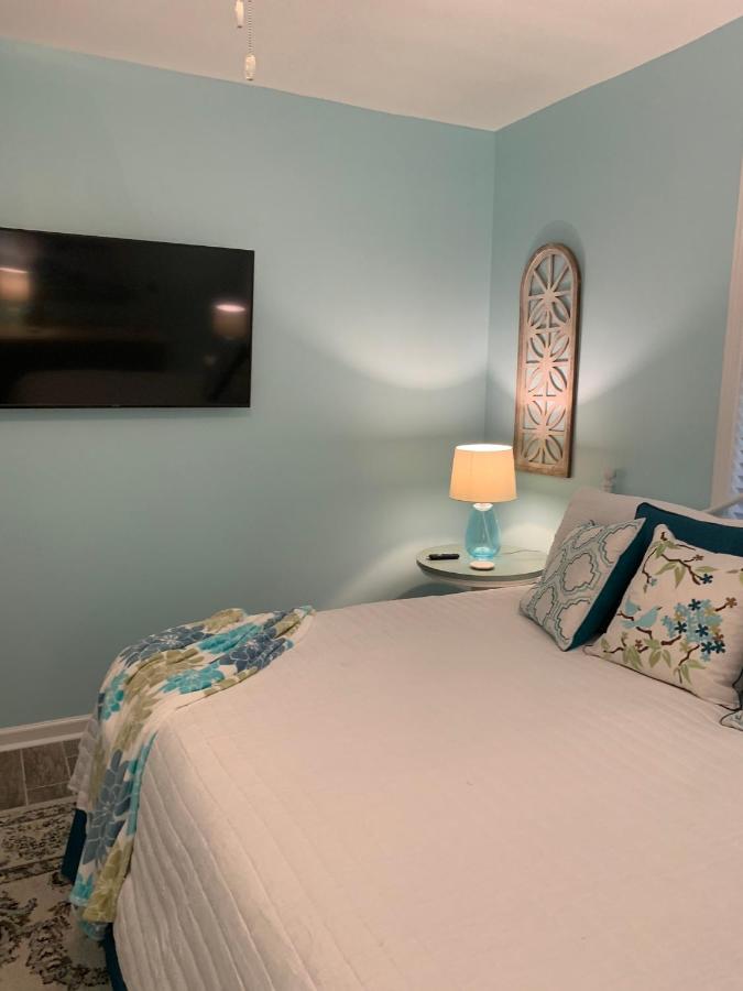 | Caroline's Bed and Breakfast