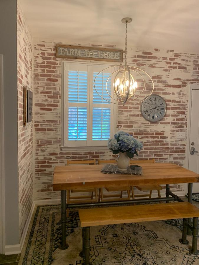| Caroline's Bed and Breakfast