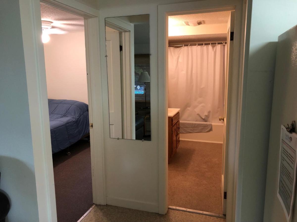| West Winds Motel & Cottages