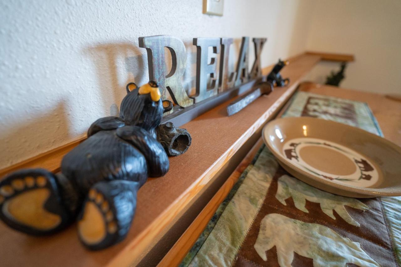 | Bears Den Alaska Lodging