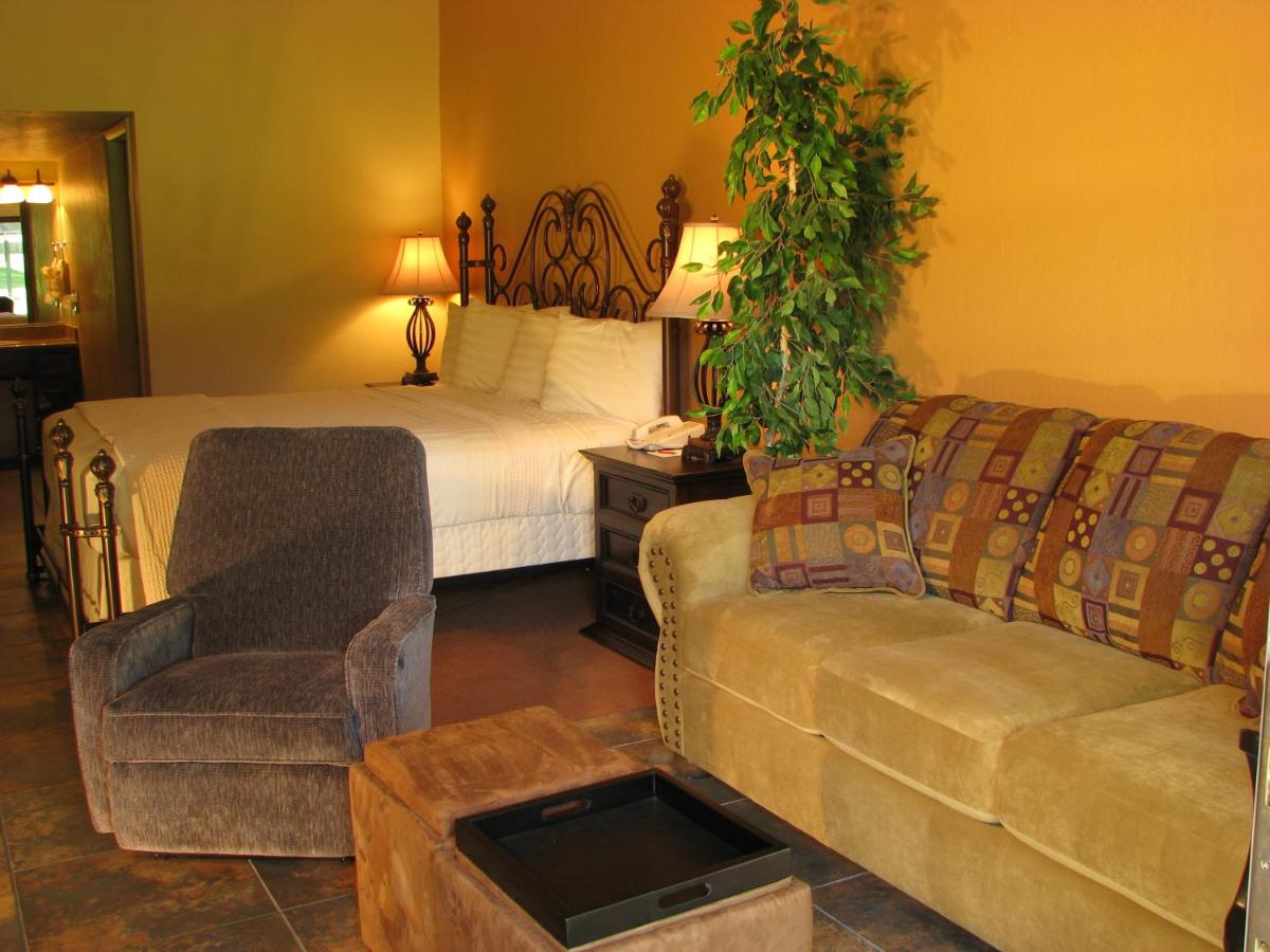  | Villas at Poco Diablo, a VRI resort
