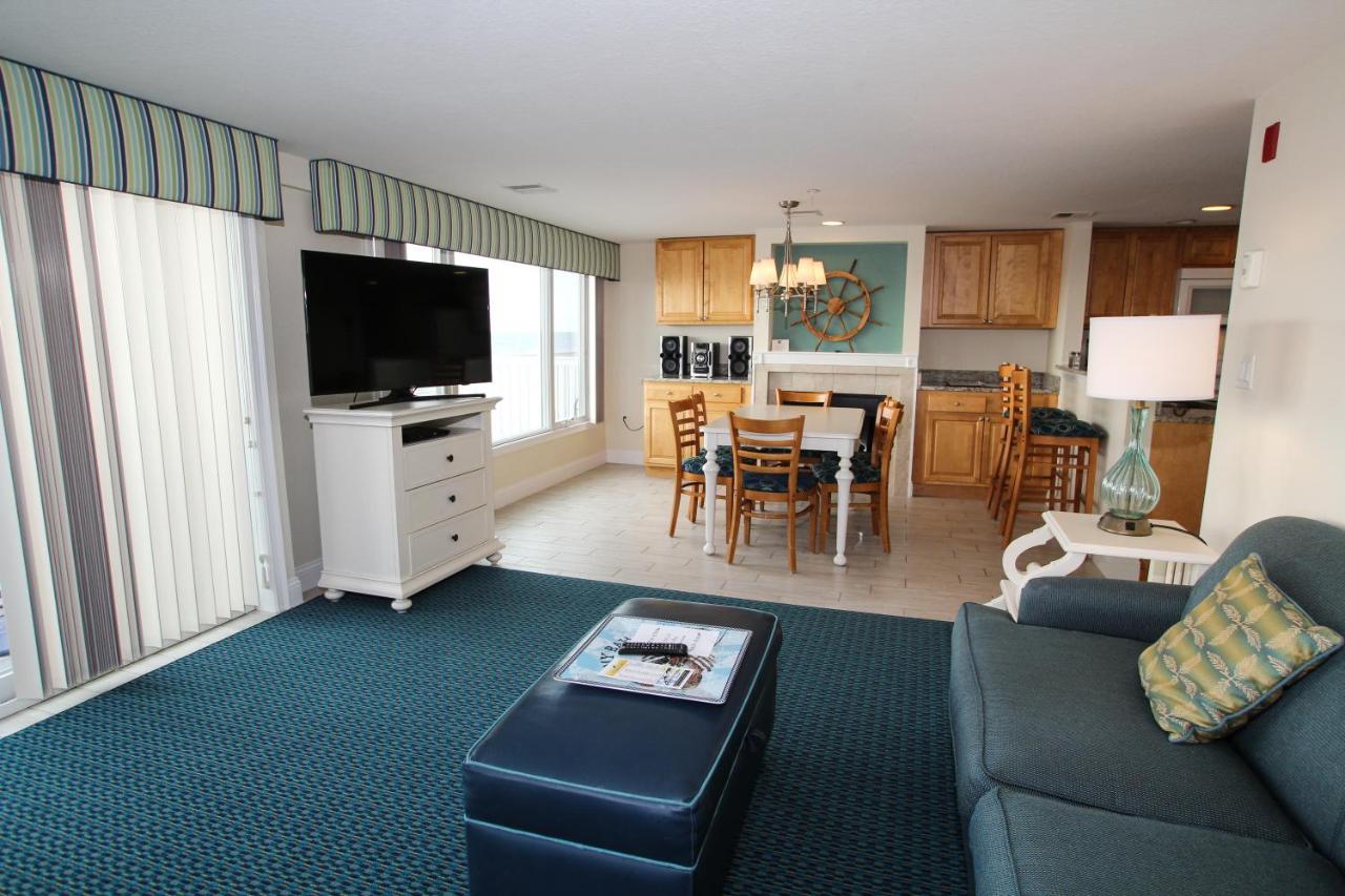 Deluxe Suite at Ocean Club on Smuggler's Beach