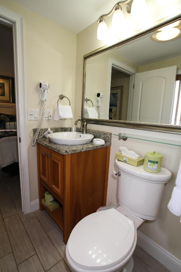Deluxe Suite at Ocean Club on Smuggler's Beach
