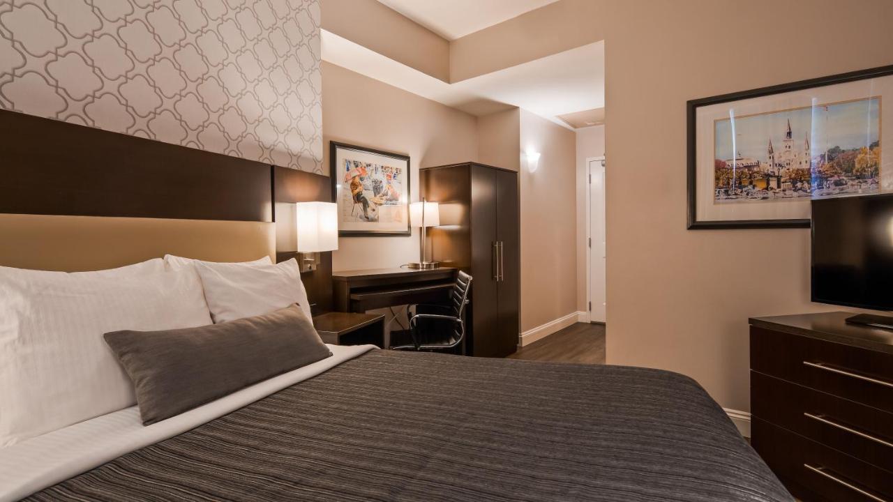 Queen Room at Best Western Plus St. Christopher Hotel