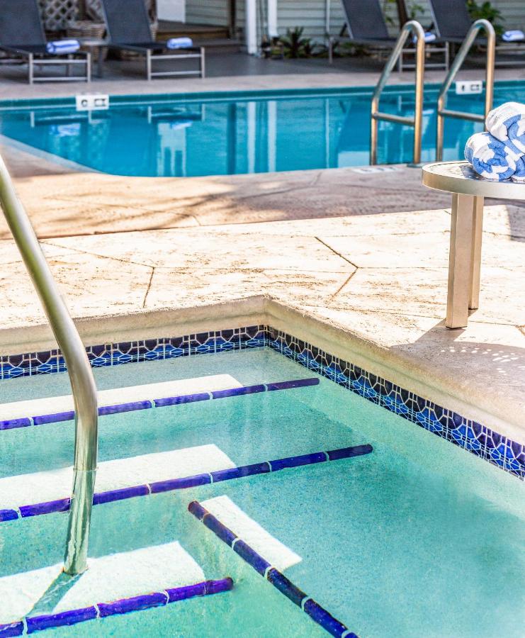  | The Southernmost Inn - Adults Only