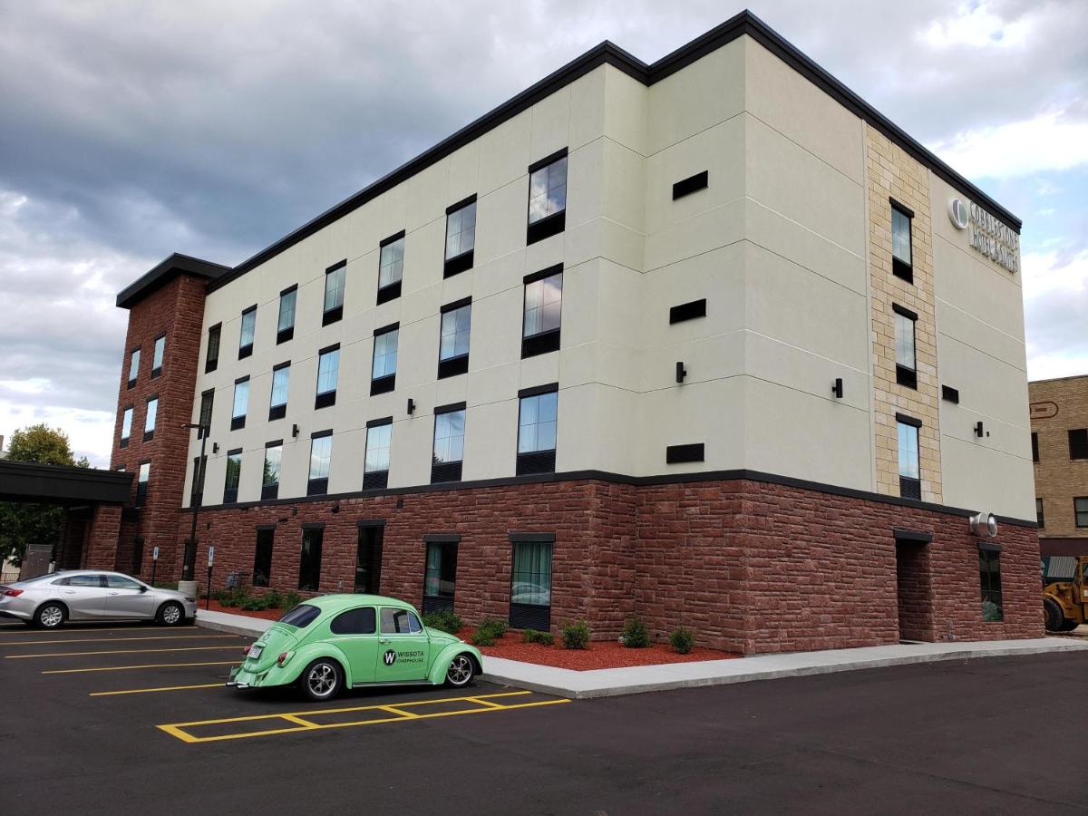  | Cobblestone Hotel & Suites - Janesville