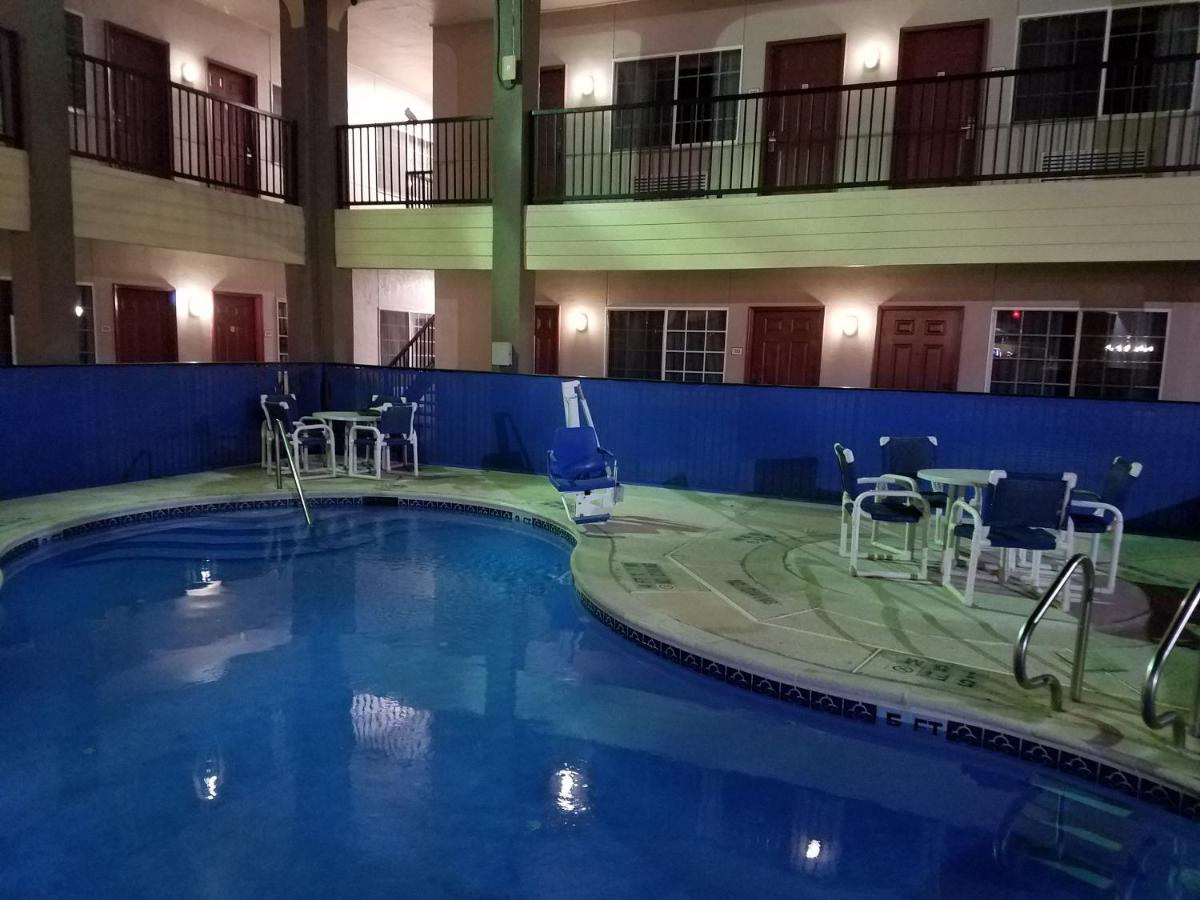 | Texas Inn Downtown McAllen