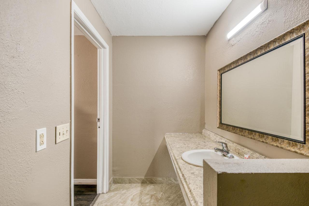 | La Casa Inn New Port Richey Gulf Beach US-19