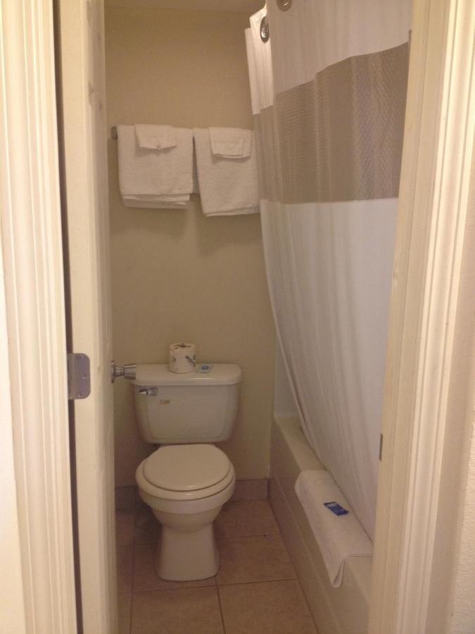 Standard Double Room at Battlefield Inn Springfield
