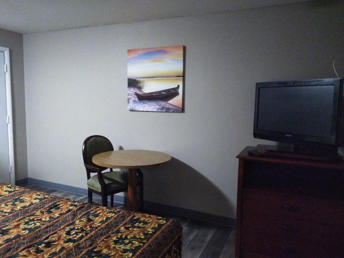 | Tourist Inn