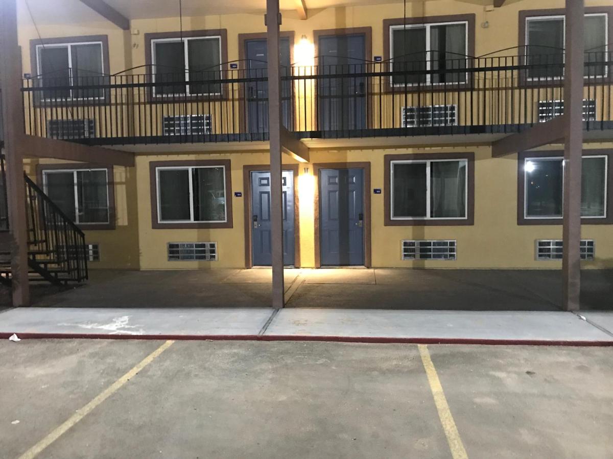  | Gila Bend Lodge