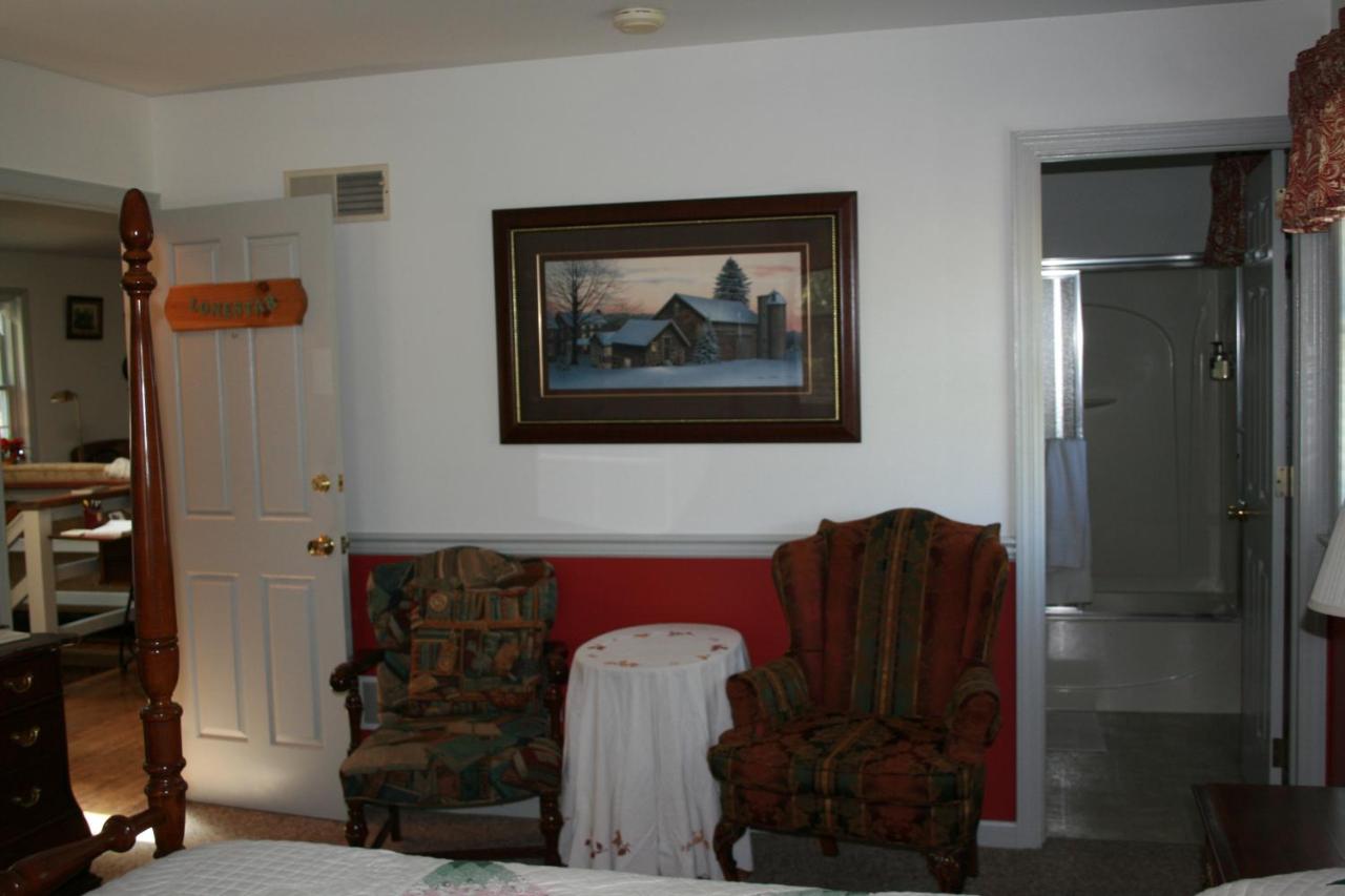 | Carriage Corner Bed & Breakfast
