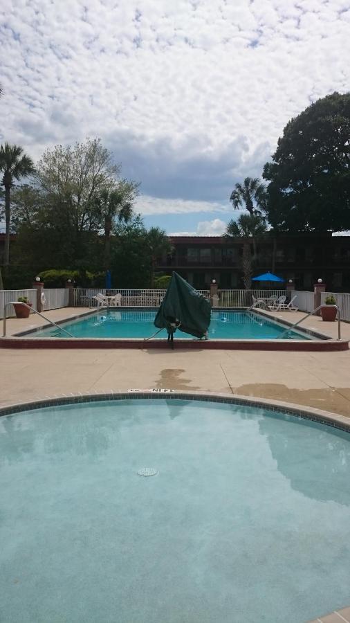  | Motel 6-Spring Hill, FL - Weeki Wachee