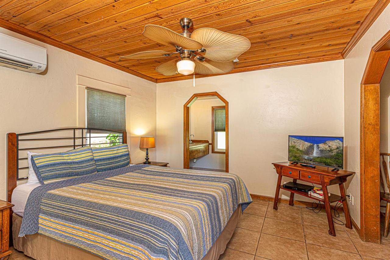  | River Rock Inn