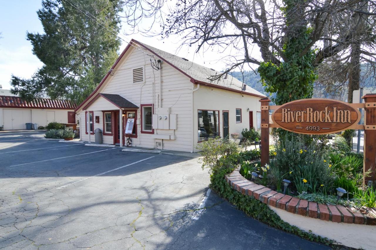  | River Rock Inn