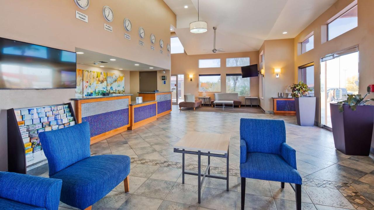 | Best Western Desert Oasis