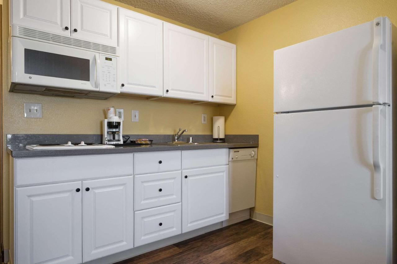 King Suite - Non-Smoking at Quality Inn & Suites Silverdale Bangor - Keyport