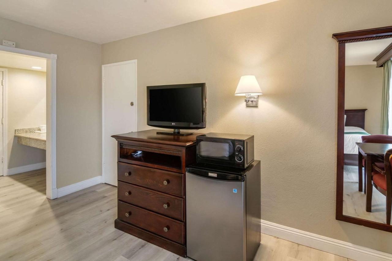 Queen Room with Two Queen Beds - Non-Smoking at Quality Inn & Suites El Cajon San Diego East