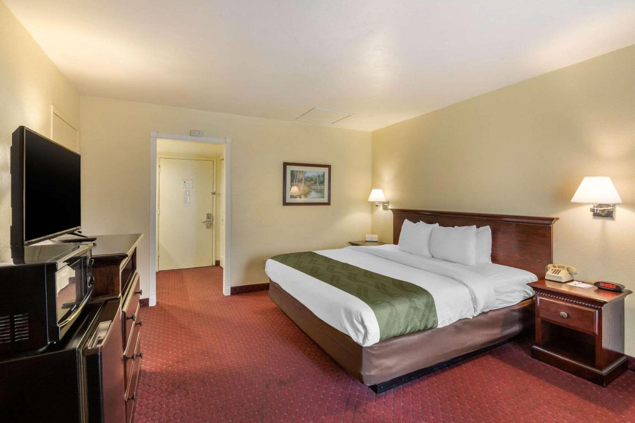 King Room - Non-Smoking at Quality Inn & Suites El Cajon San Diego East