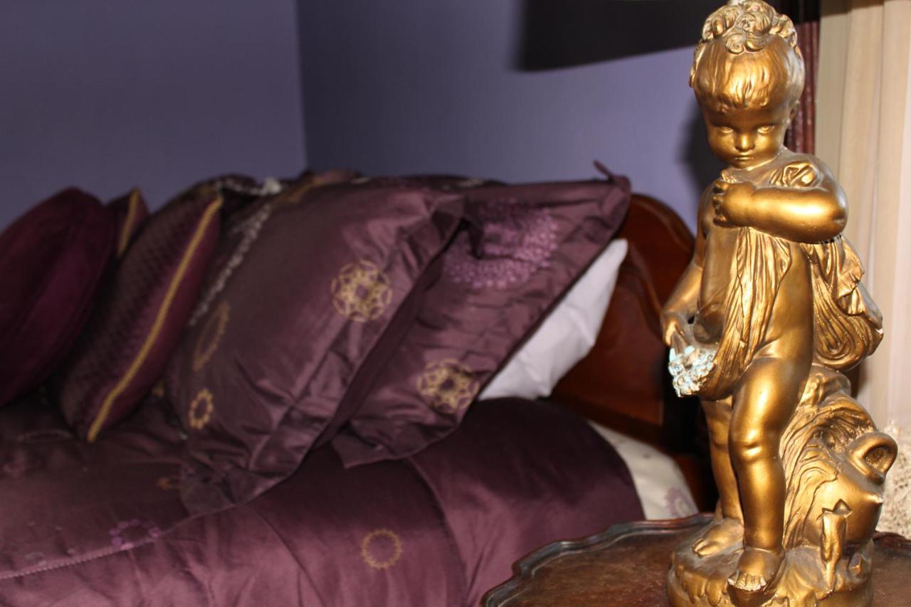 | Riverview Mansion Hotel
