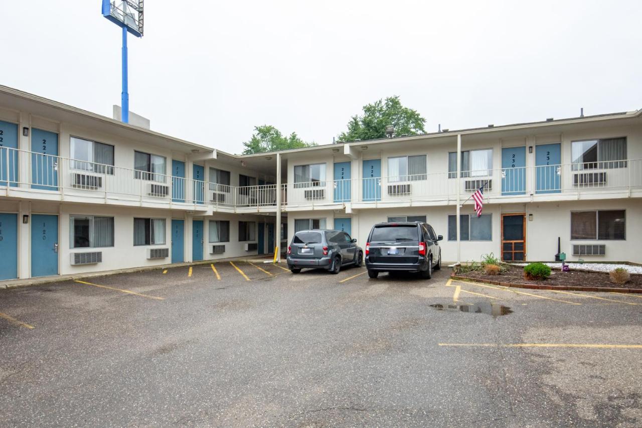 | Days Inn by Wyndham New Philadelphia