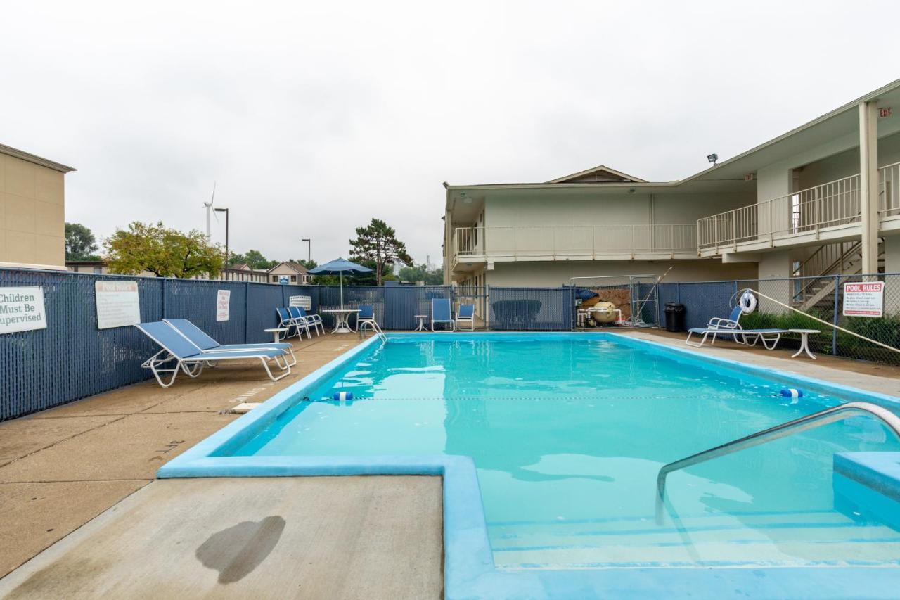  | Days Inn by Wyndham New Philadelphia