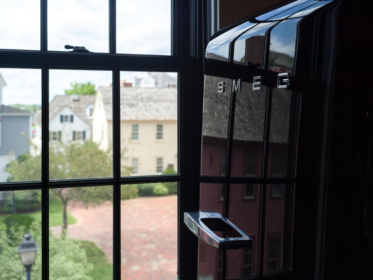 | THE INN DOWNTOWN - A Boutique Apartment Hotel