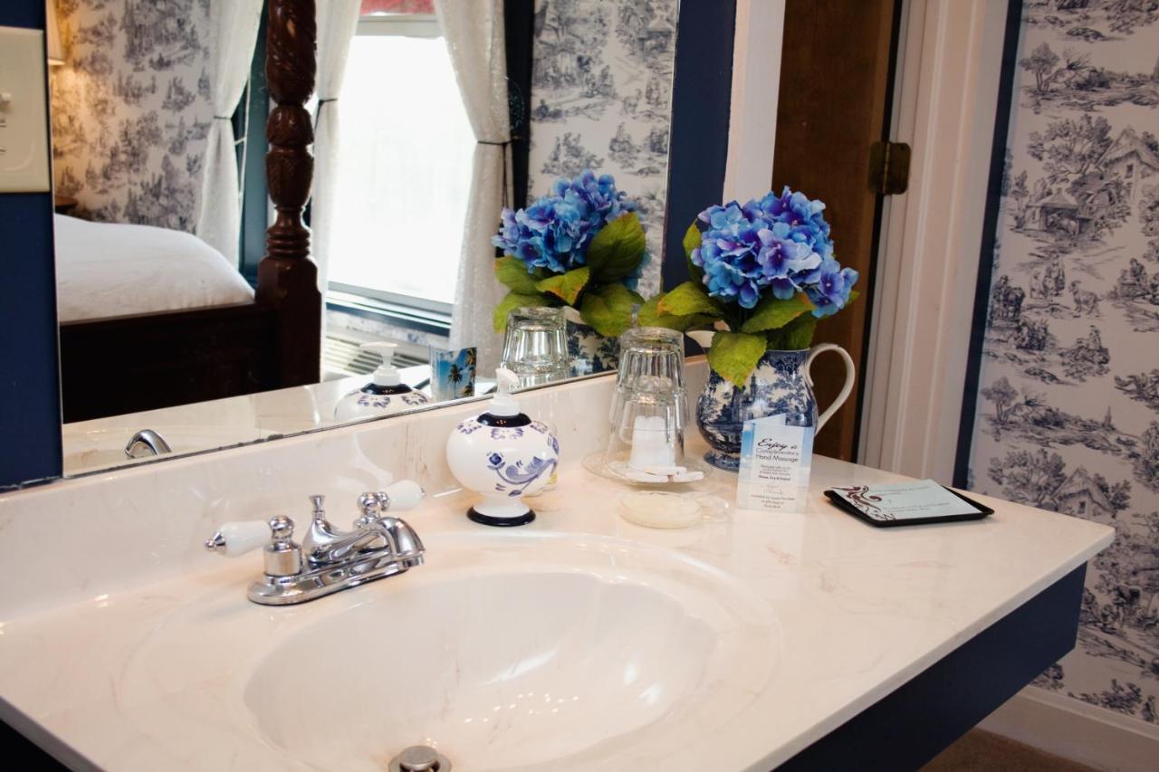  | Woodstock Inn Bed & Breakfast