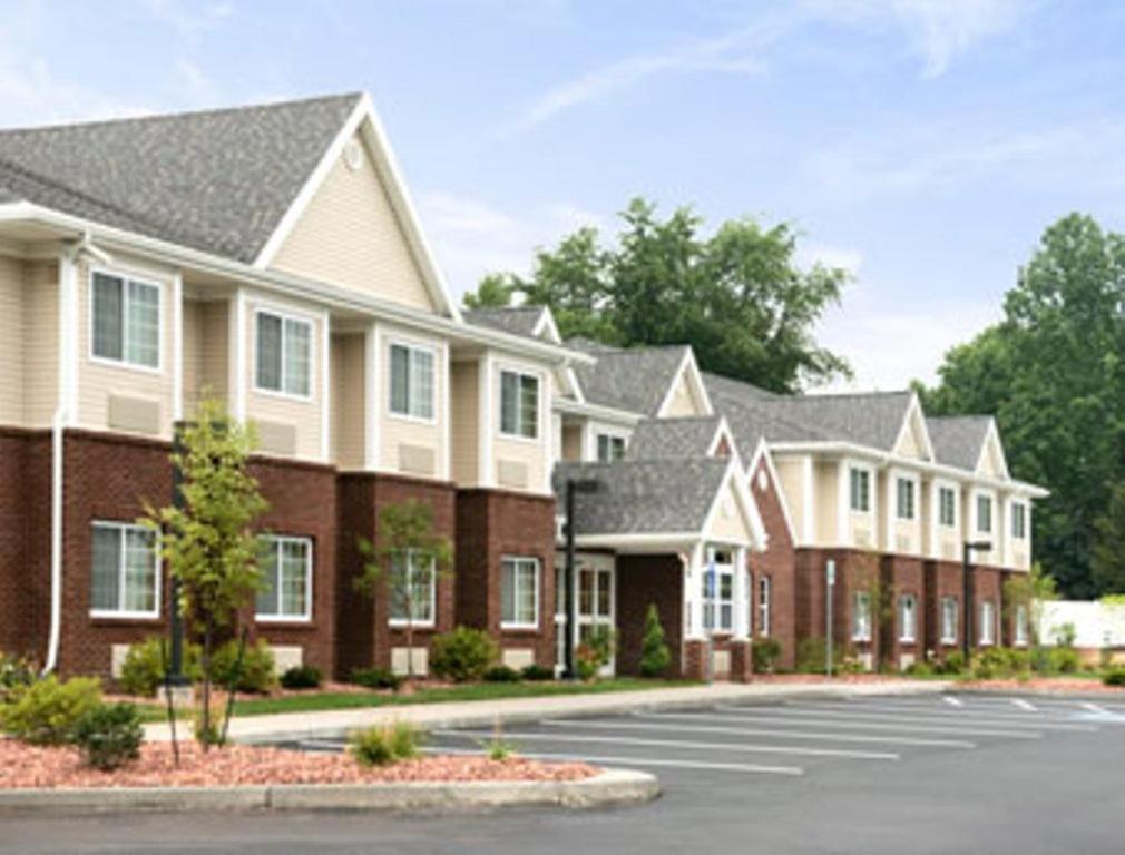 | Microtel Inn & Suites Chili/Rochester
