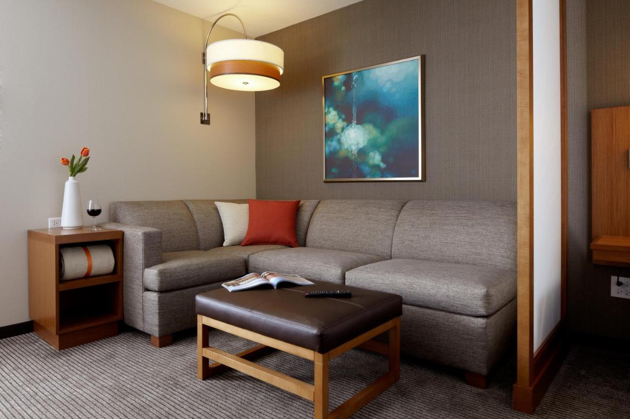 Superior King Room at Hyatt Place San Jose Airport