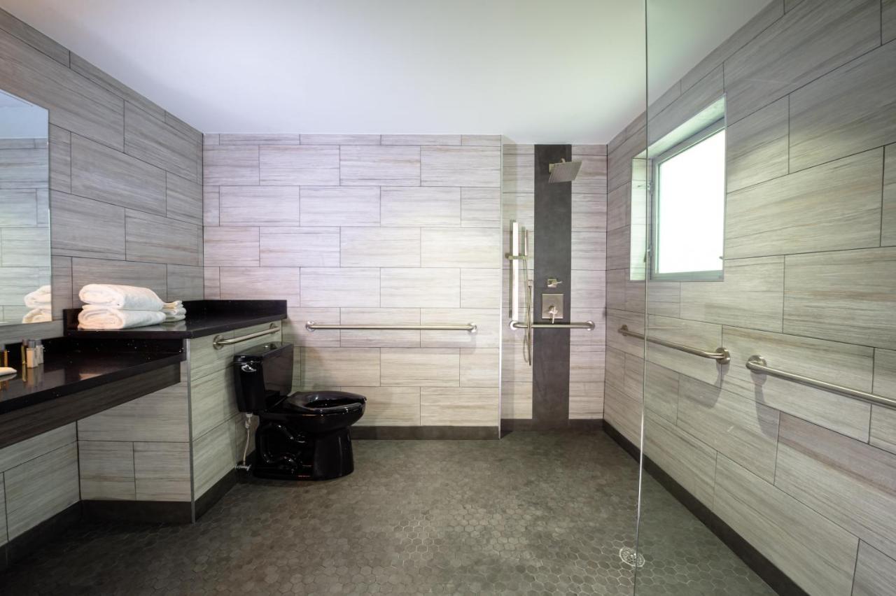| Kent Hotel