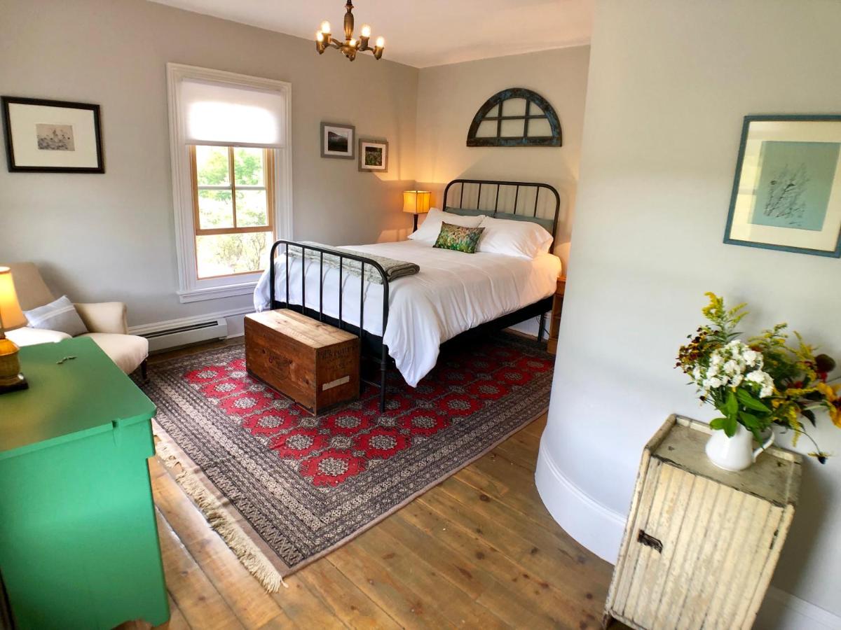 | Mill Pond Inn