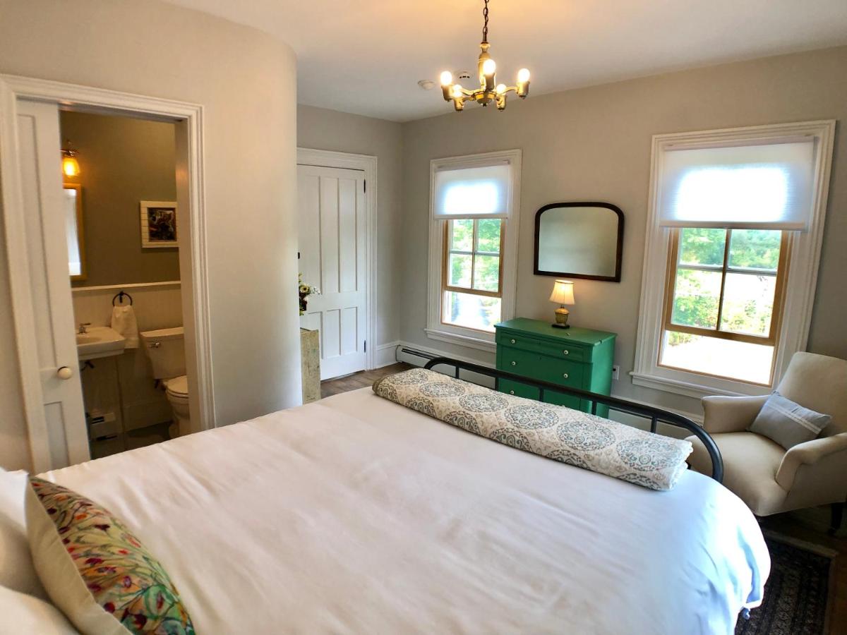 | Mill Pond Inn