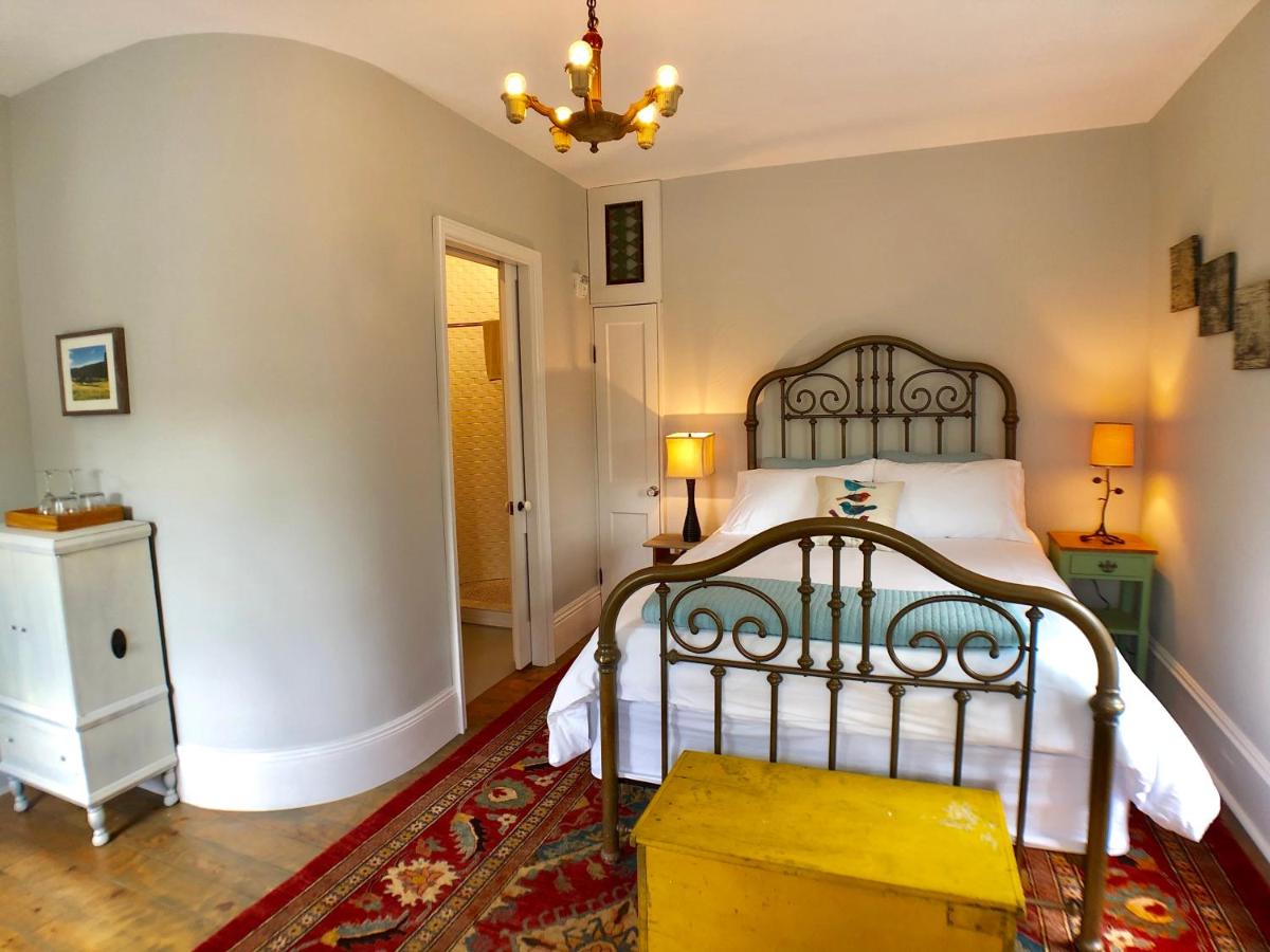 | Mill Pond Inn